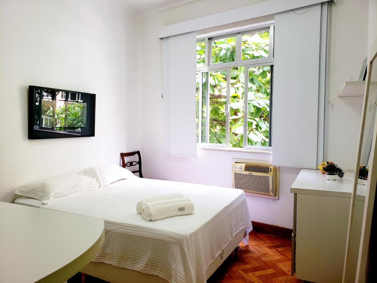 Copacabana Reformado - 400m Da Praia, 2 Quartos, Portaria 24h, Wi-fi, Ar Condicionado, Cozinha Completa, Churrasqueira No Prédio Apartamento *