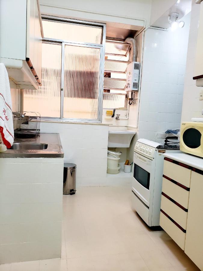 Copacabana Reformado - 400m Da Praia, 2 Quartos, Portaria 24h, Wi-fi, Ar Condicionado, Cozinha Completa, Churrasqueira No Prédio Apartamento