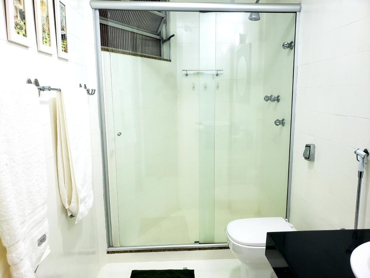Copacabana Reformado - 400m Da Praia, 2 Quartos, Portaria 24h, Wi-fi, Ar Condicionado, Cozinha Completa, Churrasqueira No Prédio Apartamento *