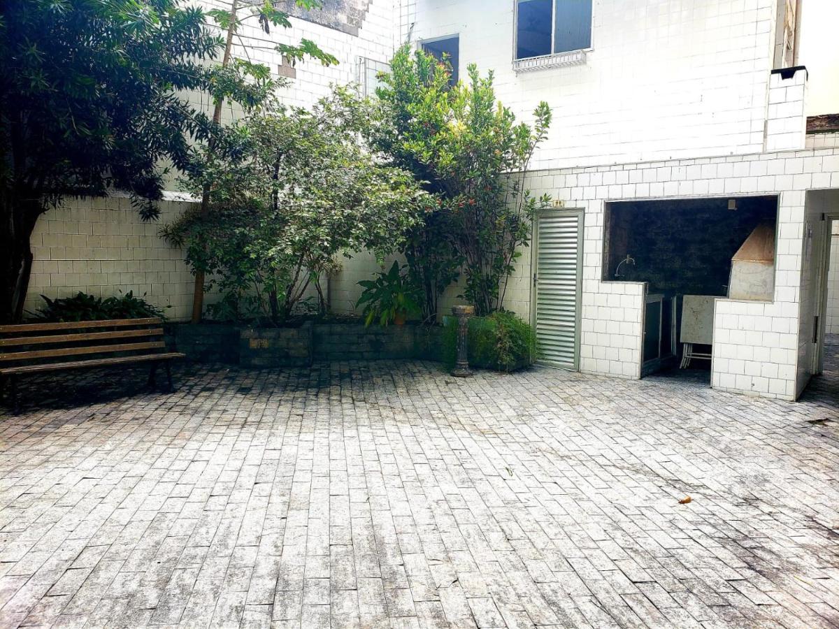 Copacabana Reformado - 400m Da Praia, 2 Quartos, Portaria 24h, Wi-fi, Ar Condicionado, Cozinha Completa, Churrasqueira No Prédio *