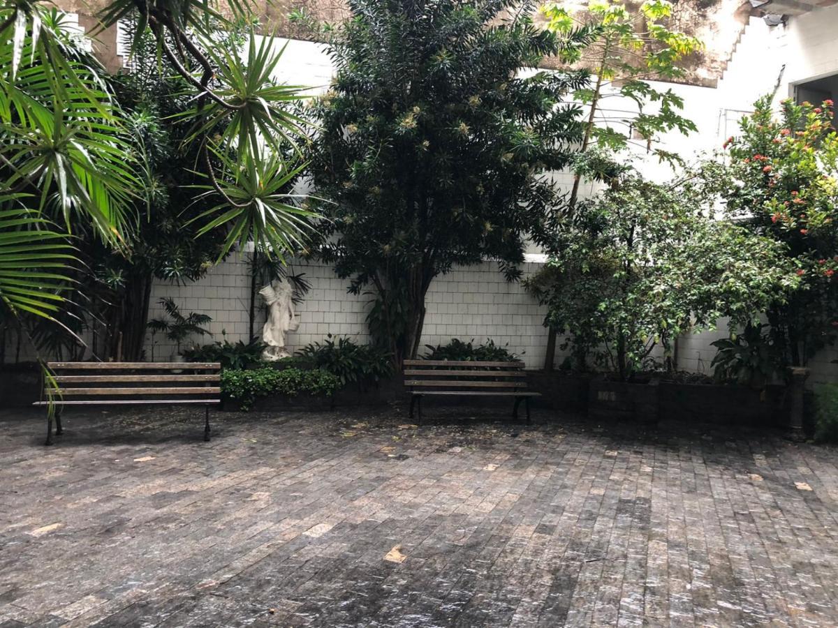 Copacabana Reformado - 400m Da Praia, 2 Quartos, Portaria 24h, Wi-fi, Ar Condicionado, Cozinha Completa, Churrasqueira No Prédio